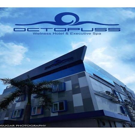 Octopuss Wellness Hotel & Spa Bentayan Exteriör bild
